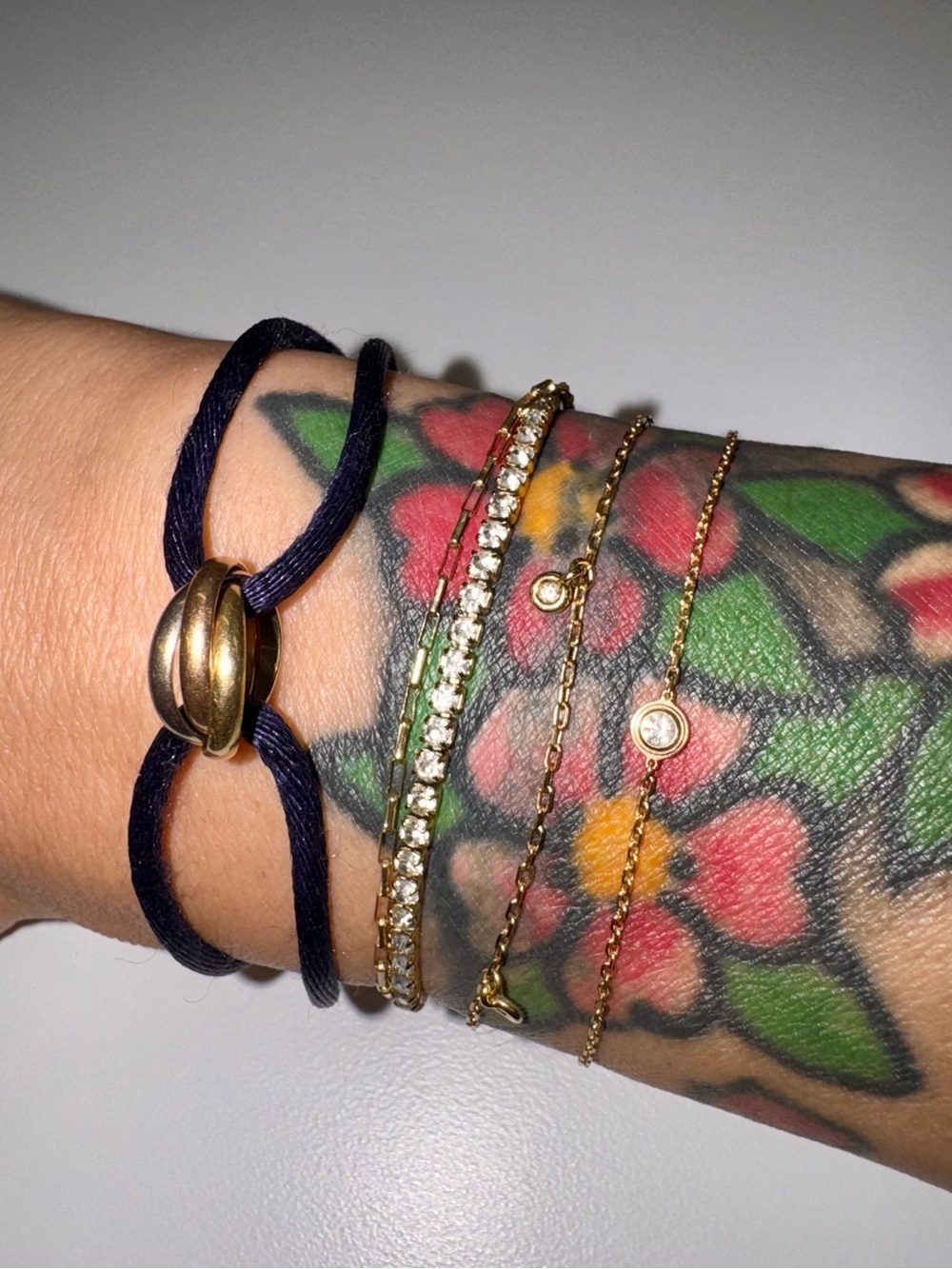Full Set Cartier Trinity Silk Cord Bracelet (Navy Blue) - Picture 11 of 11